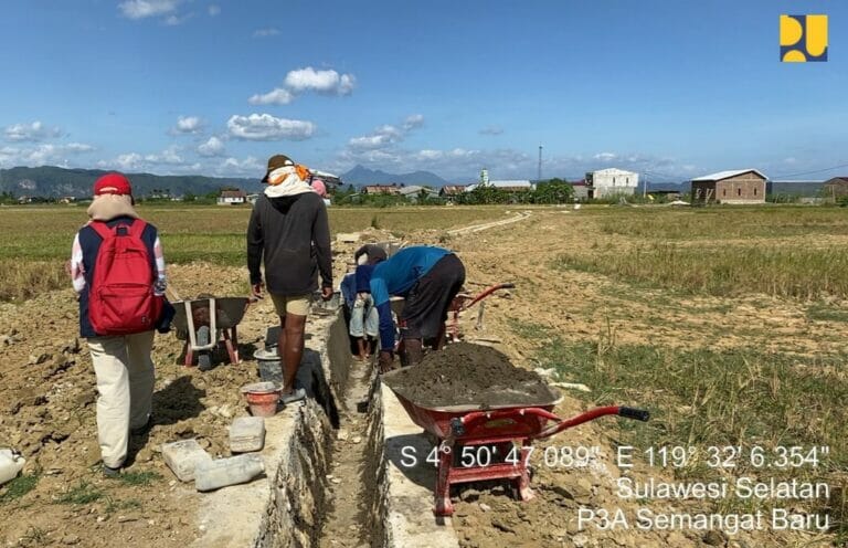 Dukung Produktivitas Sektor Pertanian Di Sidrap Kementerian Pupr