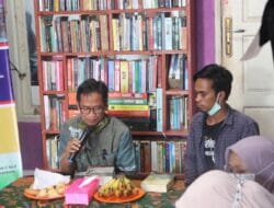 Teratak Literasi Taja Bedah Buku Karya Pramoedya Ananta Toer