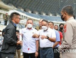 Jelang Liga 1 Dimulai, Menpora Amali Tinjau Stadion GBLA yang Akan Digunakan Persib