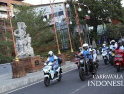Ajak Masyarakat Pakai Kendaraan Listrik, PLN Gelar Parade di Bali