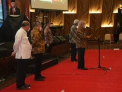 Lantik Pengurus Himpunan Pengembangan Jalan Indonesia, Menteri Basuki: Jadilah Orang Pintar yang Benar