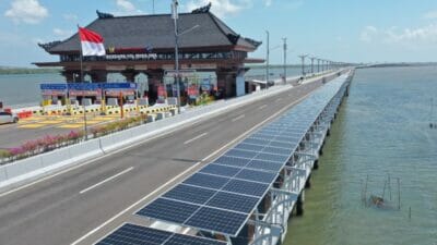 Dukung Presidensi G20, PLTS di Jalan Tol Bali-Mandara Resmi Beroperasi