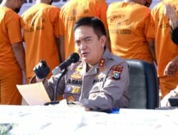 Polda Riau Gulung 16 Tersangka Komplotan Narkoba, Amankan 203 Kg Sabu dan 404.491 Butir Ekstasi