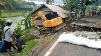 Kementerian PUPR Tangani Longsor Ruas Soreang–Rancabali–Cidaun dan Jalan Ambles Pansela