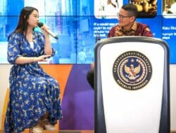 Menparekraf Sandiaga: Tampilnya Raisa Anggiani di Billboard New York Times Jadi Inspirasi Anak Muda Terus Berkarya