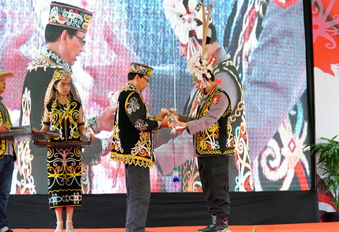 Polri dan Majelis Adat Dayak Nasional Sinergi Berkomitmen Kawal Pembangunan IKN