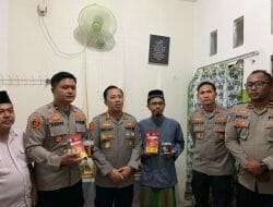 Kapolrestro Jakarta Selatan Perkenalkan Warga Pemilik UMKM Bawang Goreng