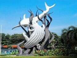 10 Hotel Surabaya Termurah Dekat Stasiun Pasar Turi Terbaik