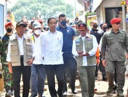Dampingi Presiden Jokowi di Cianjur, Menteri Basuki: Tangani Longsoran, Distribusikan Prasarana Air Bersih dan Sanitasi