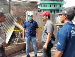 Tim Puslabfor Polri Olah TKP Kebakaran Pasar Mardika Ambon