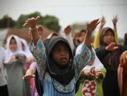 Anak-anak Pengungsian Gempabumi M 5.6 Cianjur Kembali Bersekolah
