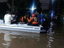 62 Orang Mengungsi Akibat Banjir Tangerang Selatan