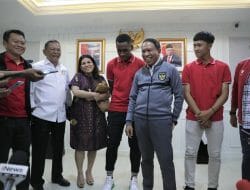 Menpora Amali Lepas Dua Pemain Muda Sepakbola Indonesia ke Puskas Academy Hungaria