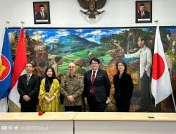 Mahasiswa Yamanashi Gakuin University Kenalkan Produk Indonesia ke Warga Jepang