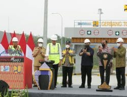 Presiden Jokowi Resmikan Ruas Tol Pekanbaru-Bangkinang 30,9 km di Riau