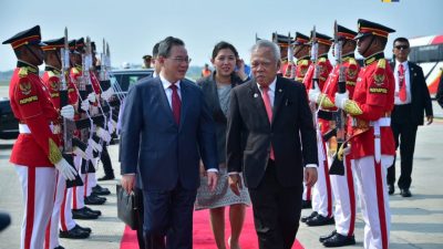 Usai Pertemuan KTT ASEAN-China, Menteri Basuki Lepas Kepulangan Perdana Menteri Li Qiang