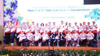 Wamenaker Lepas Delegasi Indonesia ke  Worldskills Asia di Abu Dhabi