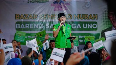 Kunjungi Sukabumi, Sandiaga Uno Gelar Sembako Murah dan Ajak Masyarakat Berjuang Bersama Ganjar-Mahfud