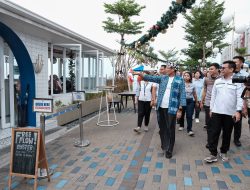 Menparekraf Tinjau Kesiapan Destinasi Wisata di Pantai Indah Kapuk Saat Libur Nataru