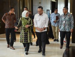 Menaker Ida Bertemu Menteri Sumber Manusia di Sela Kunjungan Kerja di Malaysia