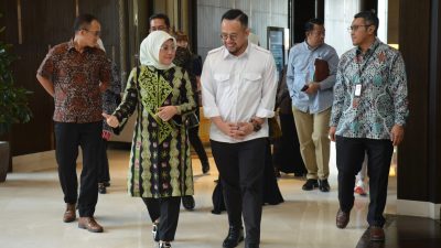 Menaker Ida Bertemu Menteri Sumber Manusia di Sela Kunjungan Kerja di Malaysia