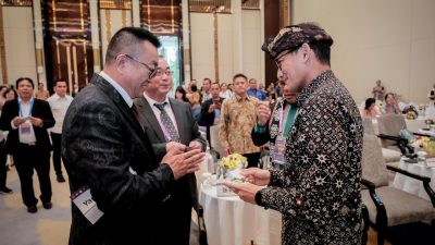 Perkuat Medical Tourism, Menparekraf Undang Industri Traditional Medicine Tiongkok Berinvestasi di Indonesia