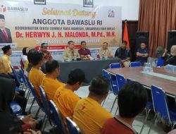 Kunjungi Bawaslu Kampar, Herwyn Anggota Bawaslu RI Sebut Panwascam dan PKD Ujung Tombak Pengawasan