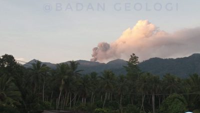 Gunung Dukono