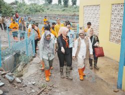 BNPB Bersama Komisi VIII DPR RI Tinjau Penanganan Warga Terdampak Banjir di Bojongsoang