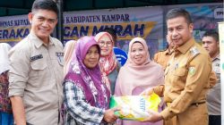 Masyarakat Antusias Belanja di GPM Pemda Kampar dibuka Bupati Kampar di Taman Kota Bangkinang