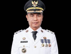 Warga Senama Nenek Digotong Saat Meninggal, Bupati Kampar Ikut Turut Berdukacita dan Evaluasi Penggunaan Ambulan