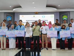 Program Pengembangan Masyarakat, PT SPR Langgak Salurkan Beasiswa Bagi Mahasiswa Berprestasi