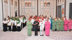 Lantik Pengurus Dekranasda dan Kukuhkan LK2S Kampar, Bupati Minta Pengurus Bekerja Baik dan Bantu Pemda Sebagai Mitra Strategis