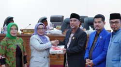 Meski Sempat Molor, Ketua DPRD Kampar H Ahmad Taridi Pimpin Rapat Paripurna Penyampaian Rancangan Perubahan KUA dan PPAS APBD TA 2025