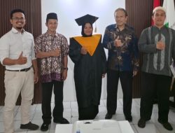 Annisa Dewi Vidari Raih Gelar Sarjana Ekonomi Setelah Sidang Munaqosah di STES Bhakti Nugraha