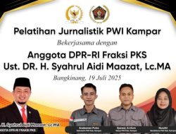 Gandeng Anggota DPR RI, PWI Kampar Laksanakan Pelatihan Jurnalistik