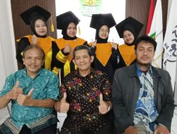 Usai Jalani Sidang Munaqosyah, Lima Mahasiswa STES Bhakti Nugraha Tangerang Resmi Raih Gelar Sarjana Ekonomi