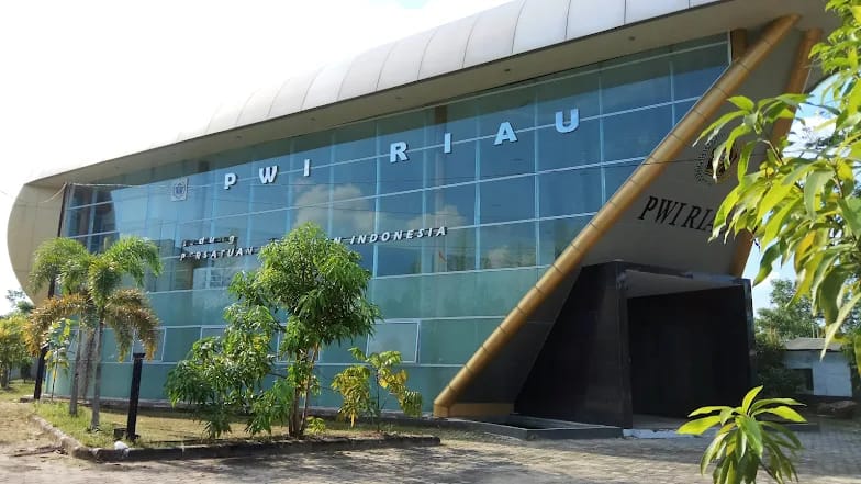 PWI Riau