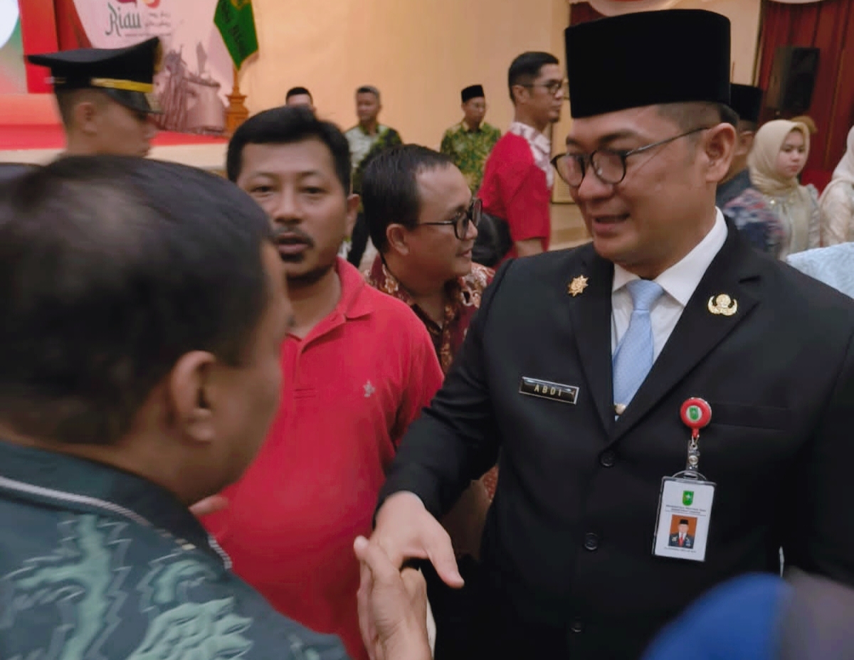 Pelantikan Sekdaprov Riau