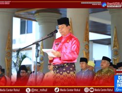 Peringatan Hari Jadi Provinsi Riau ke-68, Wabup Syafaruddin Poti Pimpin Apel di Halaman Kantor Bupati Rohul