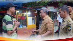 Pastikan Aman dan Lancar Bupati Rohul Turun Langsung Cek Stand Bazar UMKM