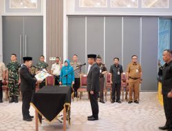 Ardi Mardiansyah Resmi Jabat Pj Sekda, Bupati: Sekda Miliki Peran Strategis Wujudkan Visi dan Misi Kabupaten Kampar