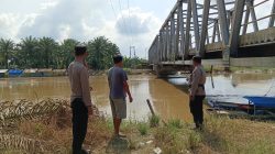 Antisipasi Potensi Banjir, Polres Rohul Intensifkan Patroli Monitoring Debit Air