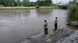 Waspada! Debit Air Sungai Naik, Polsek Jajaran se-Rohul Laksanakan Patroli dan Pengecekan Lapangan