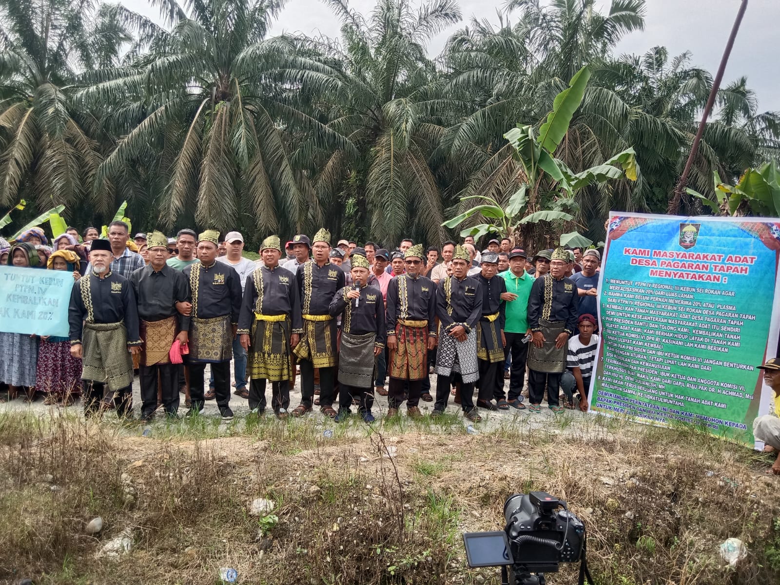 Masyarakat Adat Pagaran Tapah
