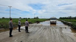 Pasca Curah Hujan Tinggi, Polsek Bonai Darussalam Patroli dan Monitoring Wilayah