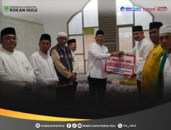 Hangatnya Safari Ramadhan di Masjid Jamiatul Mukarromah, Momen Pulang Kampung Bupati Anton
