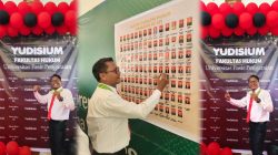 Kisah Inspiratif Paber Siahaan: Dari Loper Koran, Kini Direktur Media Bergelar Sarjana Hukum