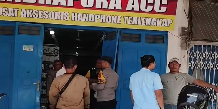 Dua Pegawai Toko di Batu Bara