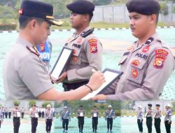 Dua Personel Diberhentikan Tidak Dengan Hormat, Kapolres Rohul: Jadikan Ini Pelajaran untuk Menjaga Integritas